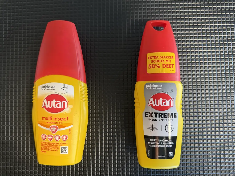 Autan Multi Insect und Autan Extreme Pumpspray nebeneinander, beide 100 ml